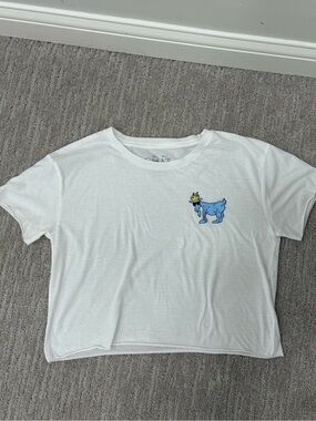 Woman’s Goat USA Short Sleeve Cropped Tee with Blue Goat Graphic